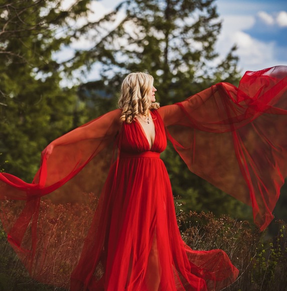 Meet your Posher, Melissa - Picture 1 of 1